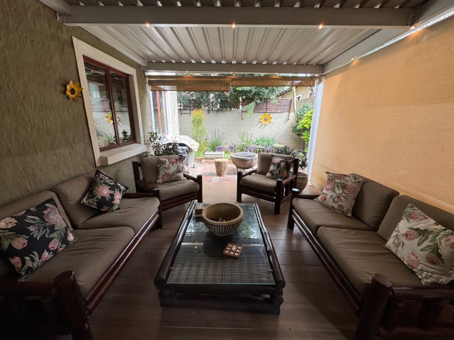 3 Bedroom Property for Sale in Glen Marais Gauteng