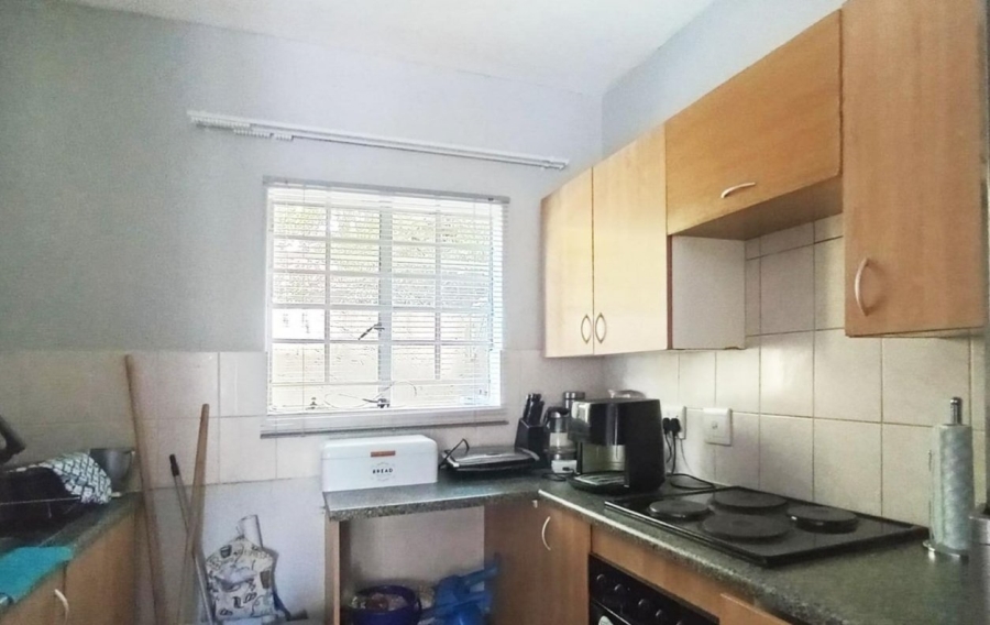 2 Bedroom Property for Sale in La Montagne Gauteng
