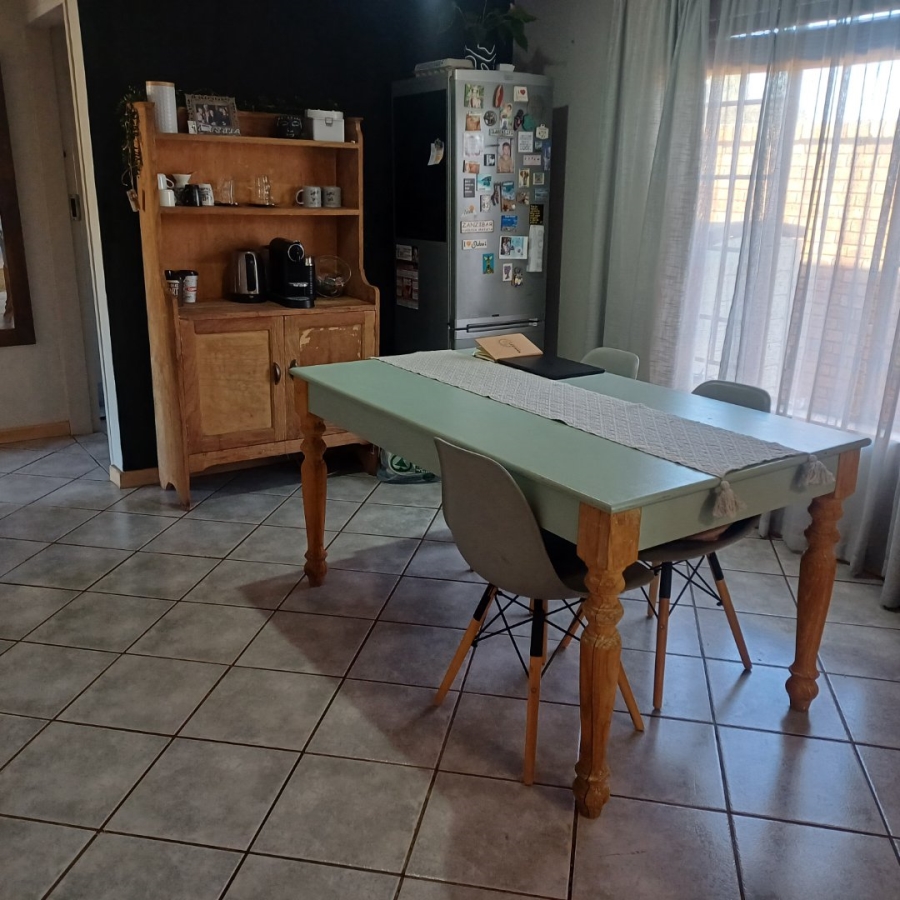 2 Bedroom Property for Sale in Wierdaglen Estate Gauteng