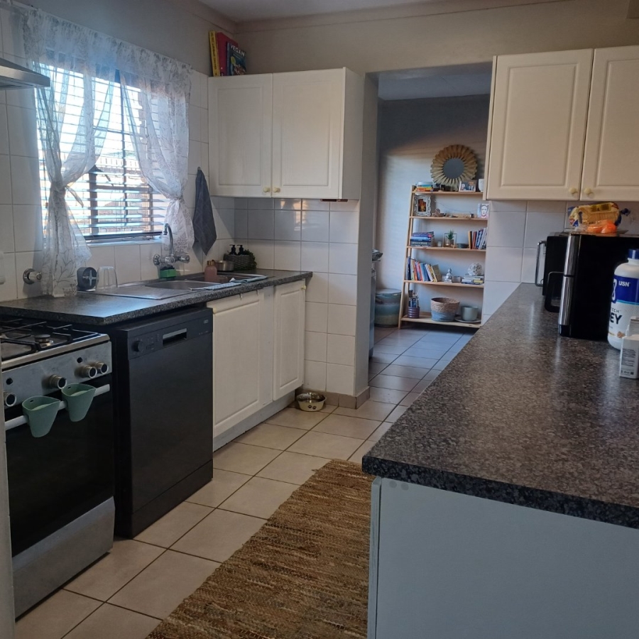 2 Bedroom Property for Sale in Wierdaglen Estate Gauteng
