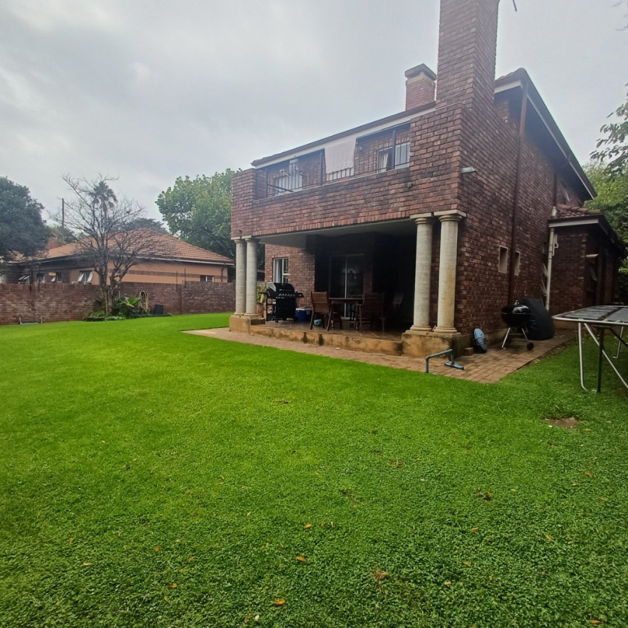 3 Bedroom Property for Sale in Eldoraigne Gauteng