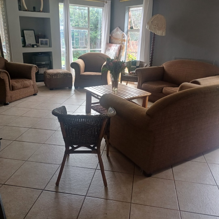 3 Bedroom Property for Sale in Eldoraigne Gauteng