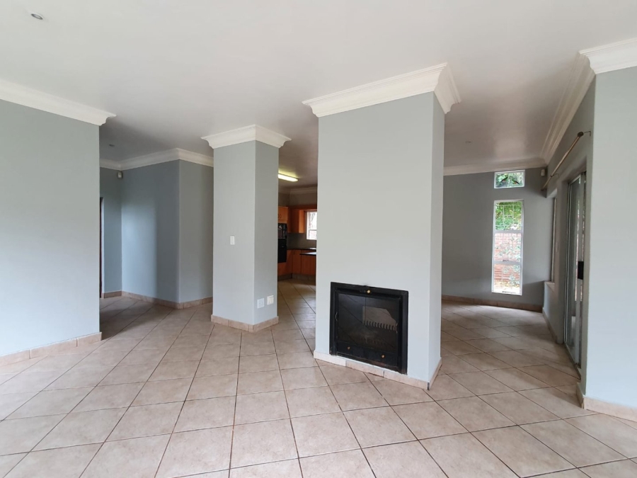 3 Bedroom Property for Sale in Eldoraigne Gauteng