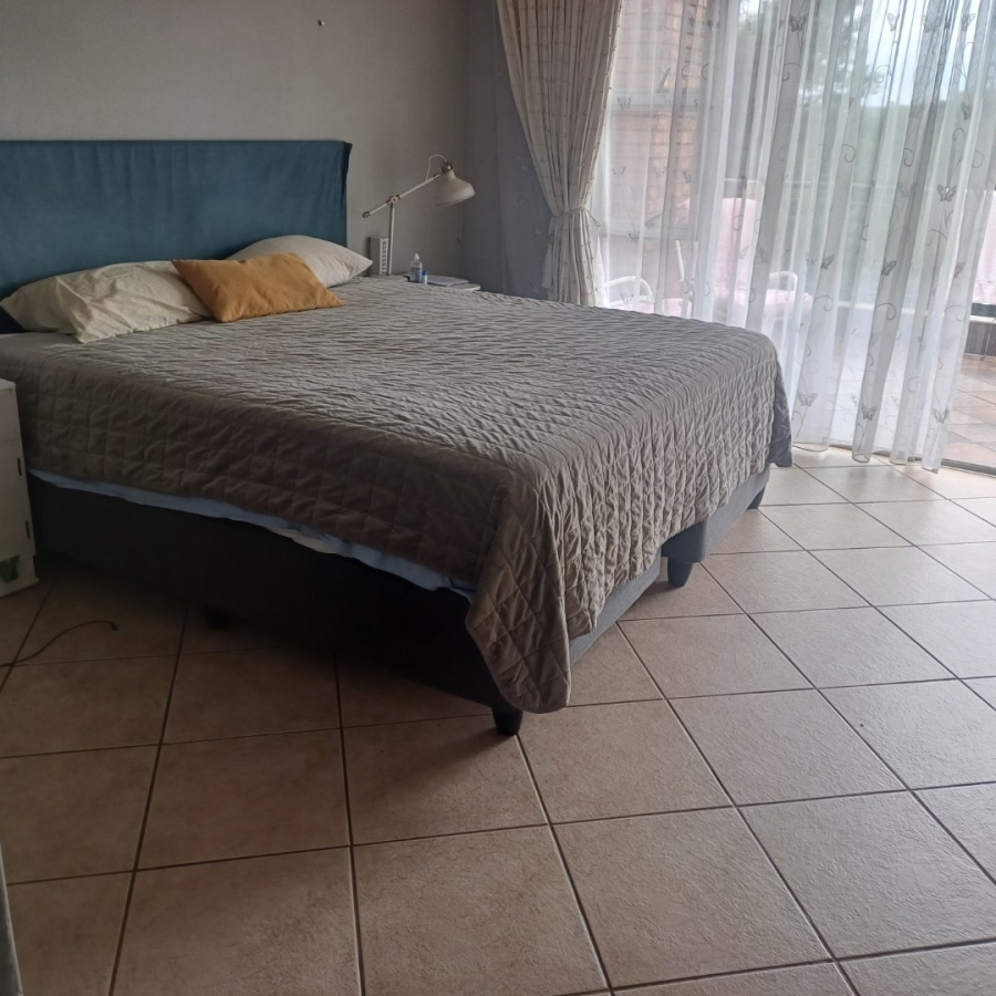 3 Bedroom Property for Sale in Eldoraigne Gauteng