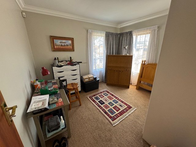 5 Bedroom Property for Sale in Glen Marais Gauteng