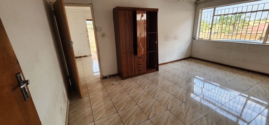 To Let 2 Bedroom Property for Rent in Laudium Gauteng