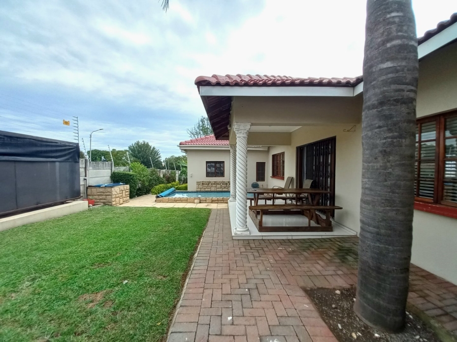 3 Bedroom Property for Sale in Edenvale Central Gauteng