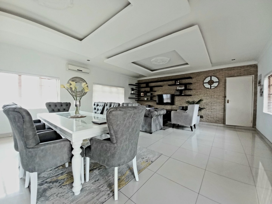3 Bedroom Property for Sale in Edenvale Central Gauteng