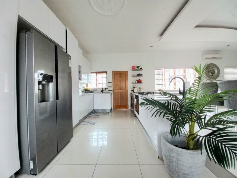 3 Bedroom Property for Sale in Edenvale Central Gauteng