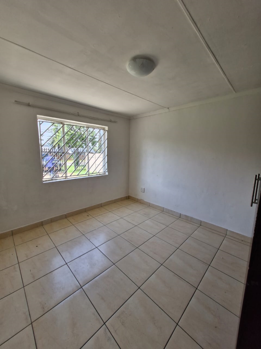13 Bedroom Property for Sale in Erasmia Gauteng