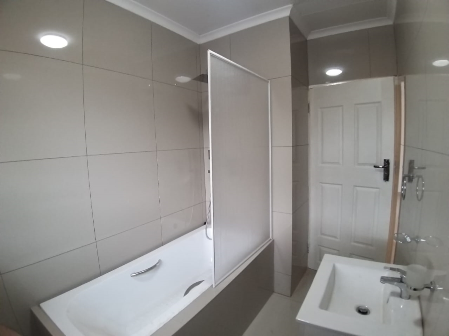 13 Bedroom Property for Sale in Erasmia Gauteng