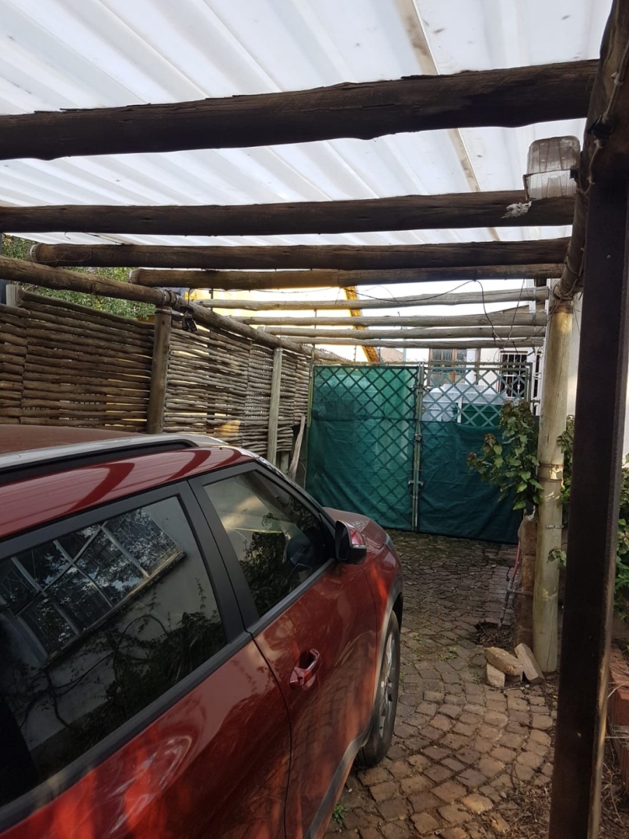 4 Bedroom Property for Sale in Malvern Gauteng