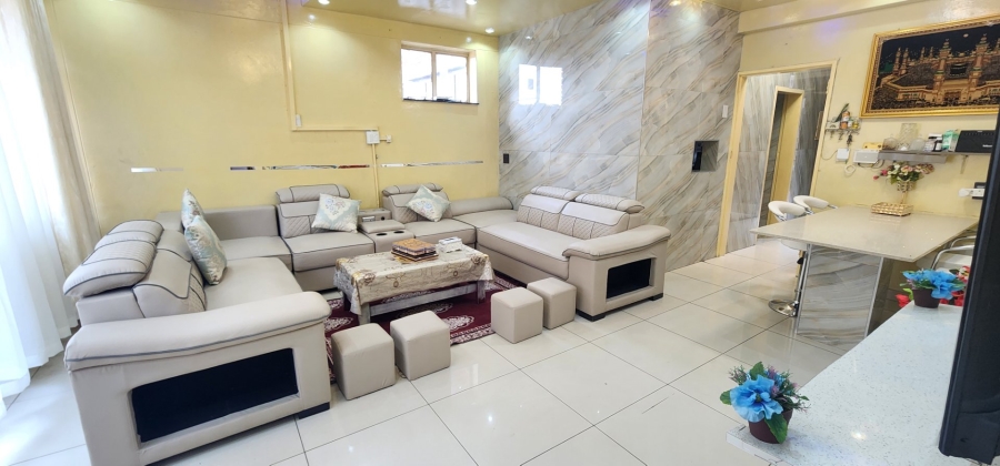 2 Bedroom Property for Sale in Laudium Gauteng