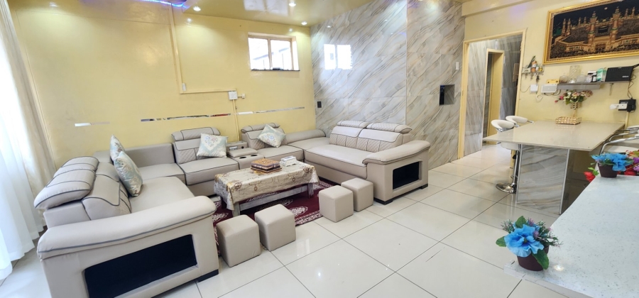 2 Bedroom Property for Sale in Laudium Gauteng