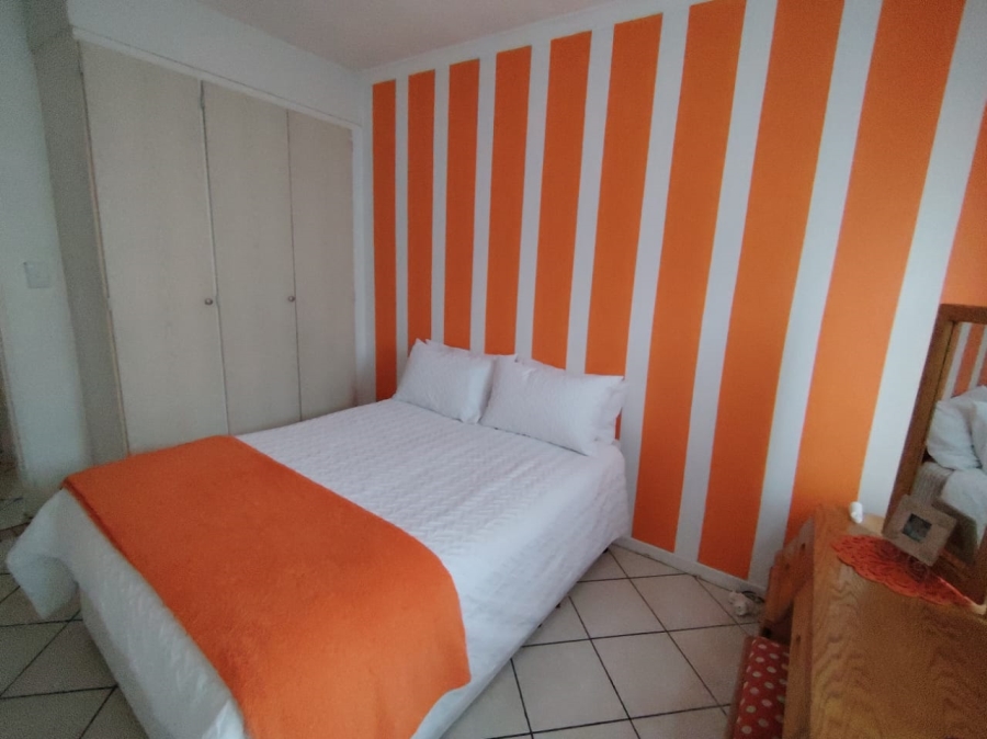 2 Bedroom Property for Sale in Stone Ridge Gauteng