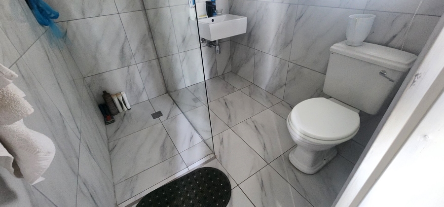  Bedroom Property for Sale in Erasmia Gauteng