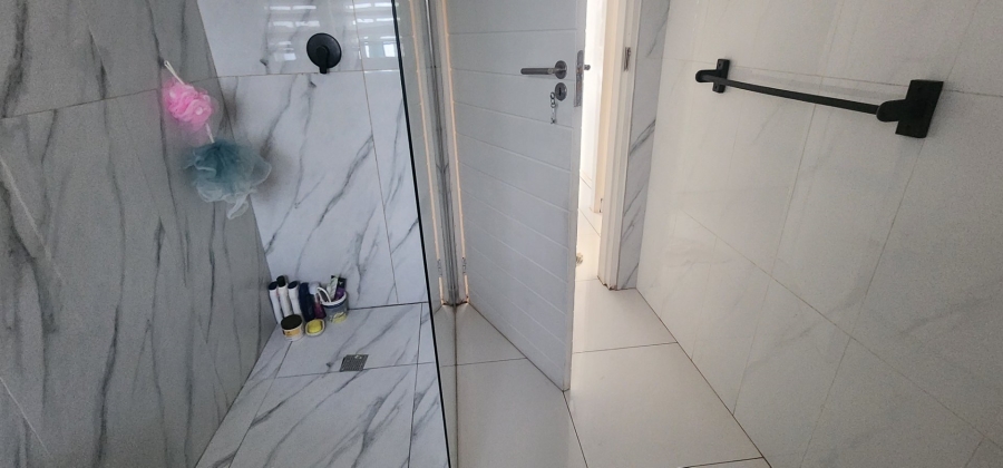 Bedroom Property for Sale in Erasmia Gauteng