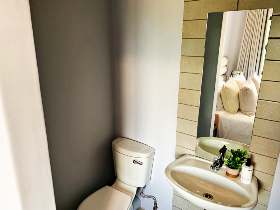 2 Bedroom Property for Sale in Annlin Gauteng