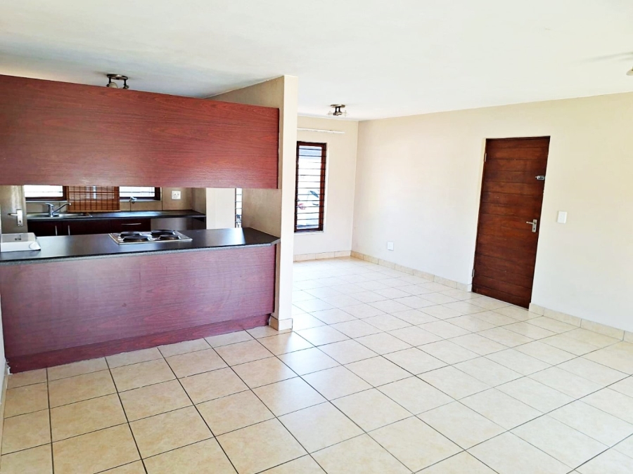 2 Bedroom Property for Sale in Vorna Valley Gauteng