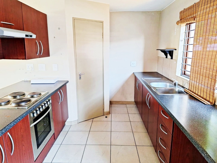 2 Bedroom Property for Sale in Vorna Valley Gauteng