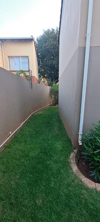 1 Bedroom Property for Sale in Witfield Gauteng