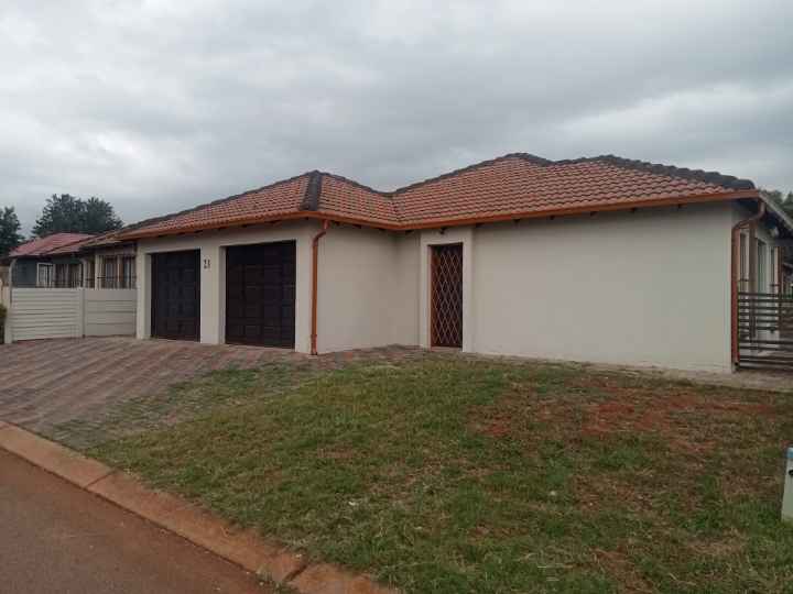 3 Bedroom Property for Sale in The Orchards Gauteng