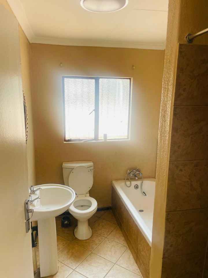 3 Bedroom Property for Sale in The Orchards Gauteng