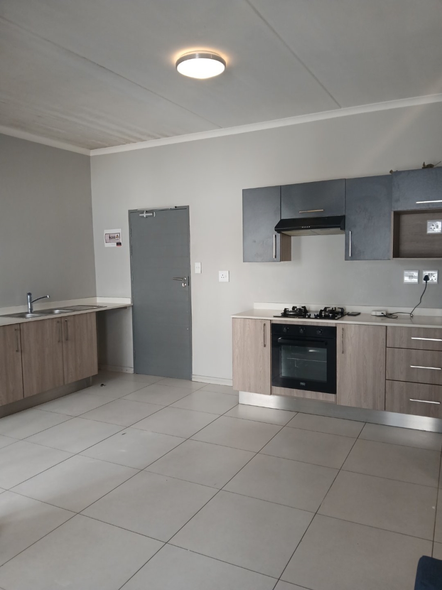 1 Bedroom Property for Sale in Carlswald Gauteng