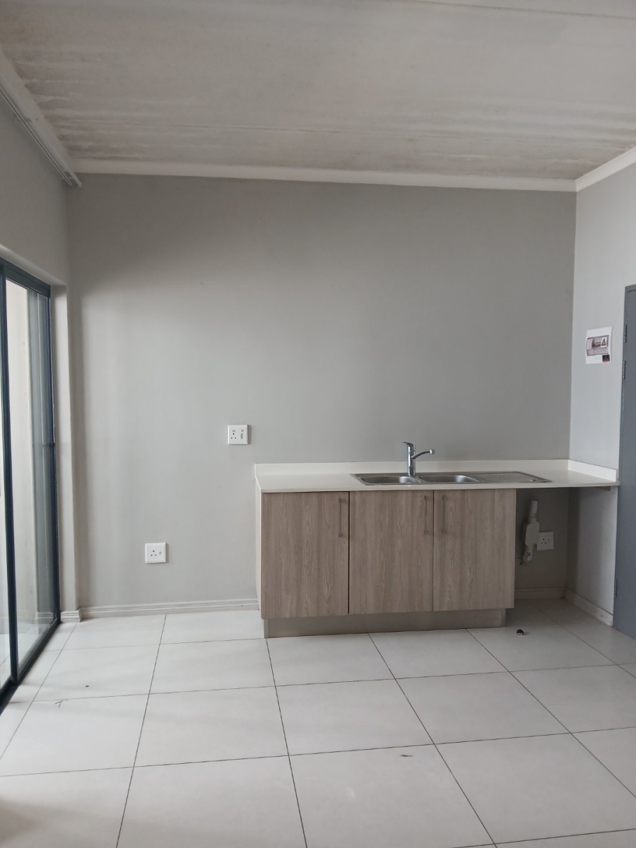 1 Bedroom Property for Sale in Carlswald Gauteng