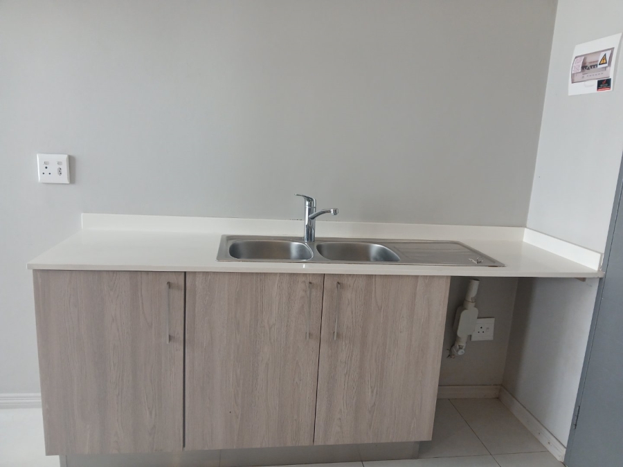 1 Bedroom Property for Sale in Carlswald Gauteng