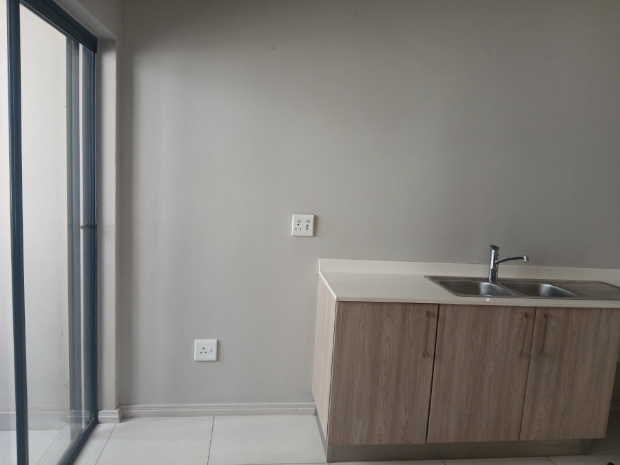 1 Bedroom Property for Sale in Carlswald Gauteng