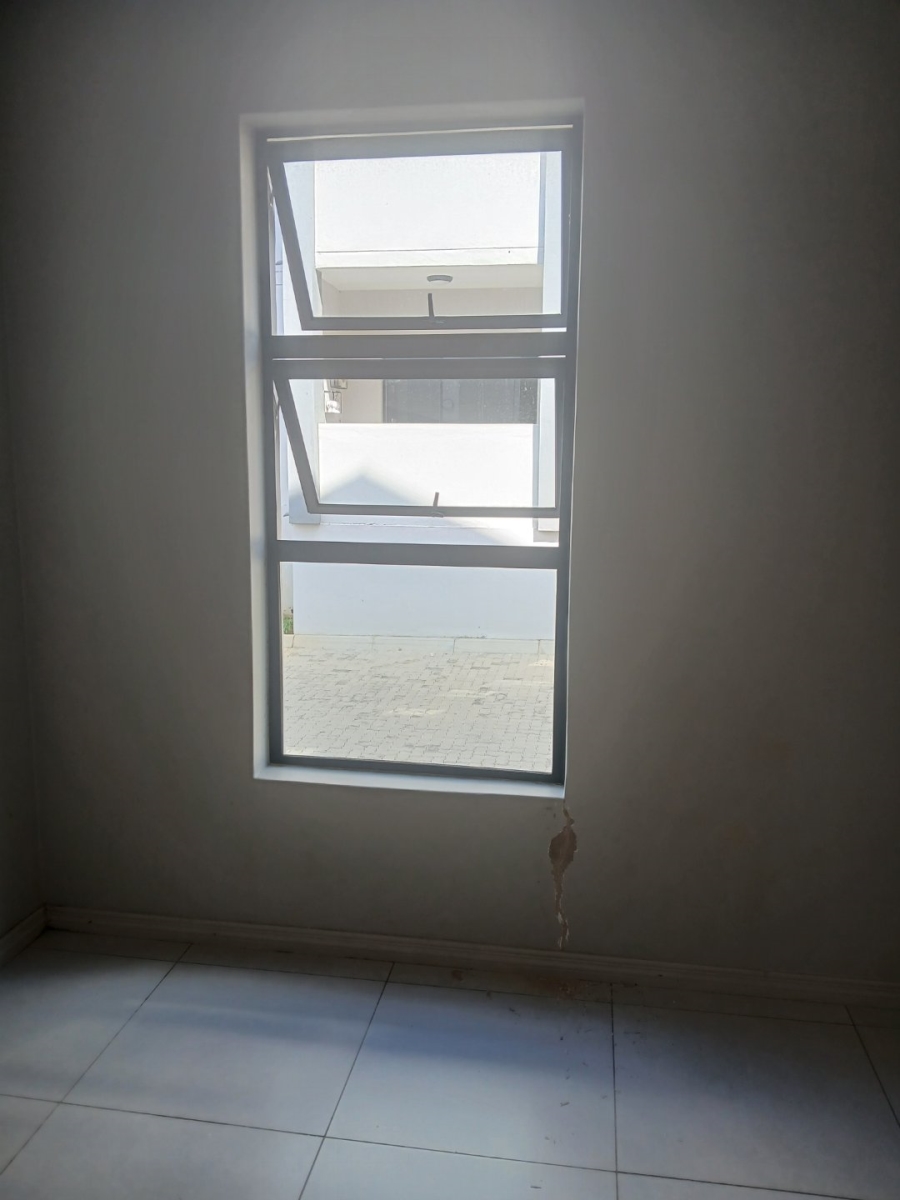 1 Bedroom Property for Sale in Carlswald Gauteng