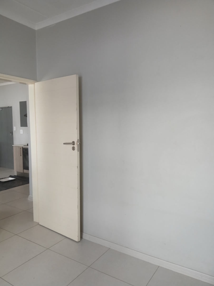1 Bedroom Property for Sale in Carlswald Gauteng