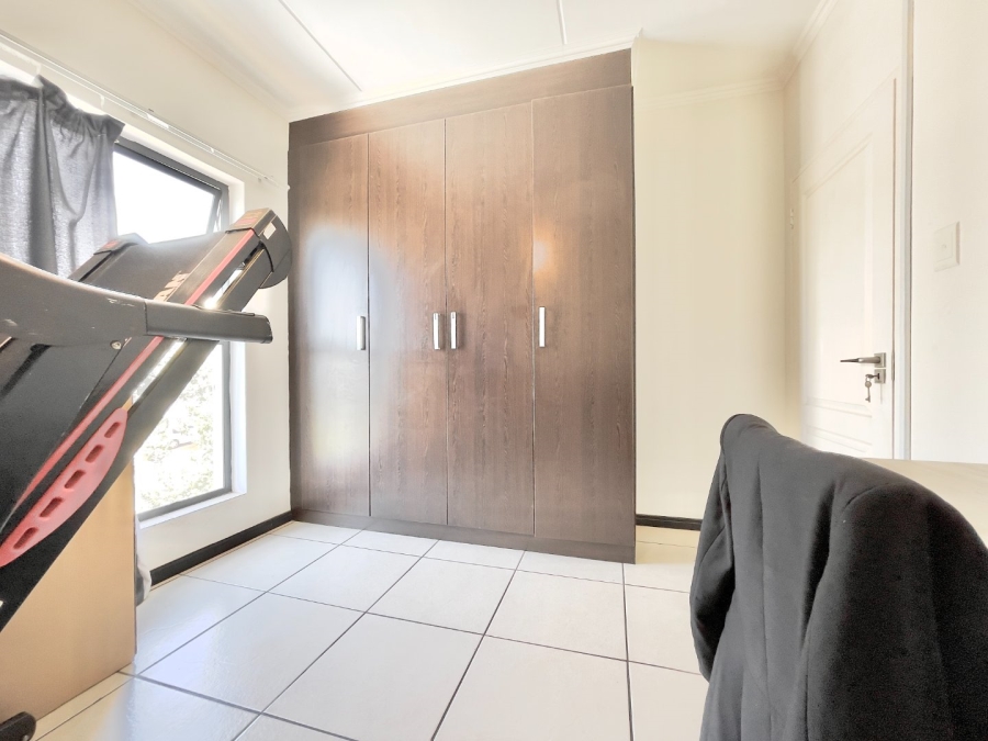 2 Bedroom Property for Sale in Fourways Gauteng