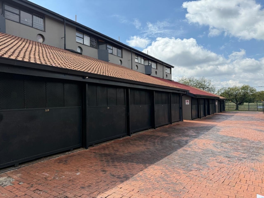 2 Bedroom Property for Sale in Valhalla Gauteng