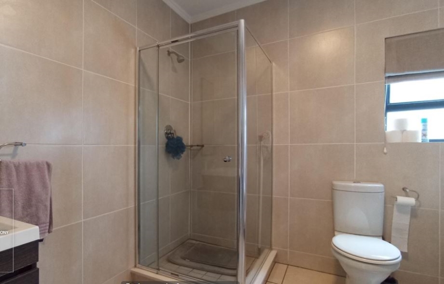 2 Bedroom Property for Sale in Greenstone Hill Gauteng