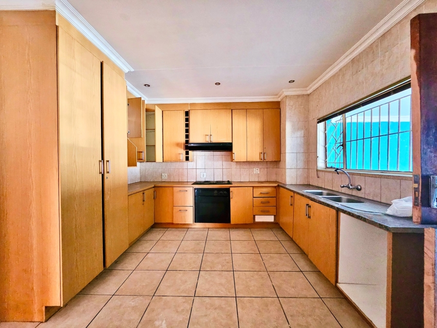 4 Bedroom Property for Sale in Allen Grove Gauteng