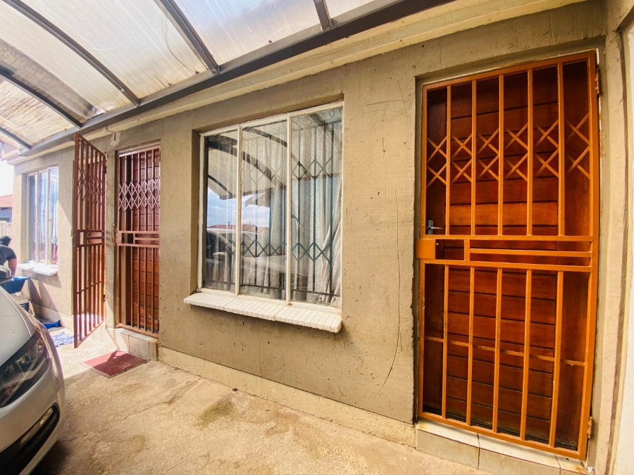 3 Bedroom Property for Sale in Rabie Ridge Gauteng