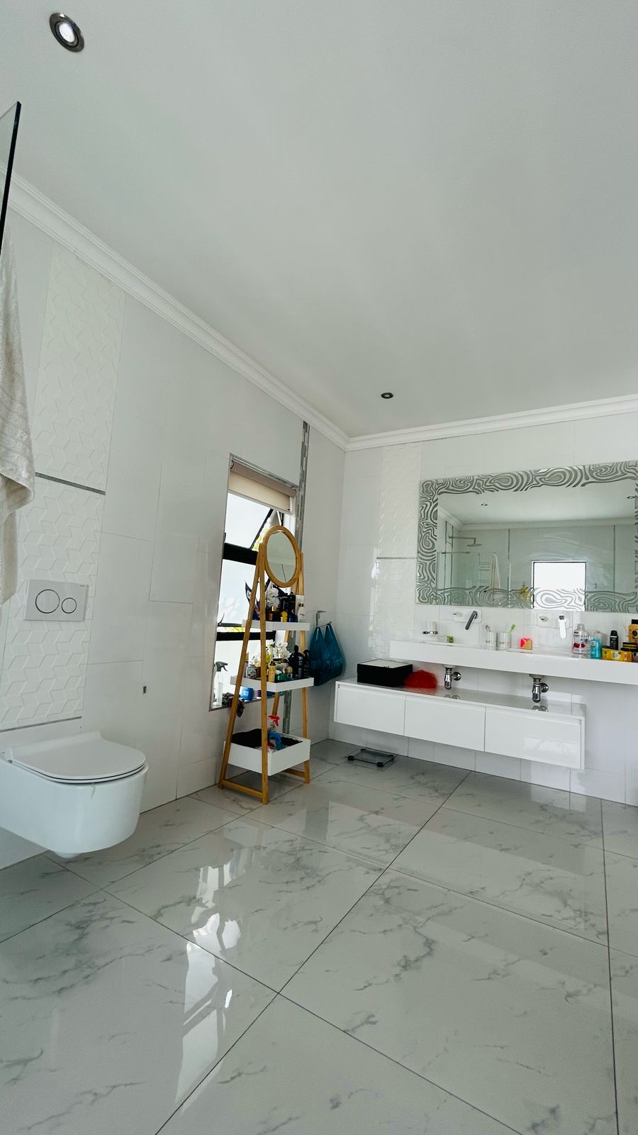 To Let 5 Bedroom Property for Rent in Cedar Creek Gauteng