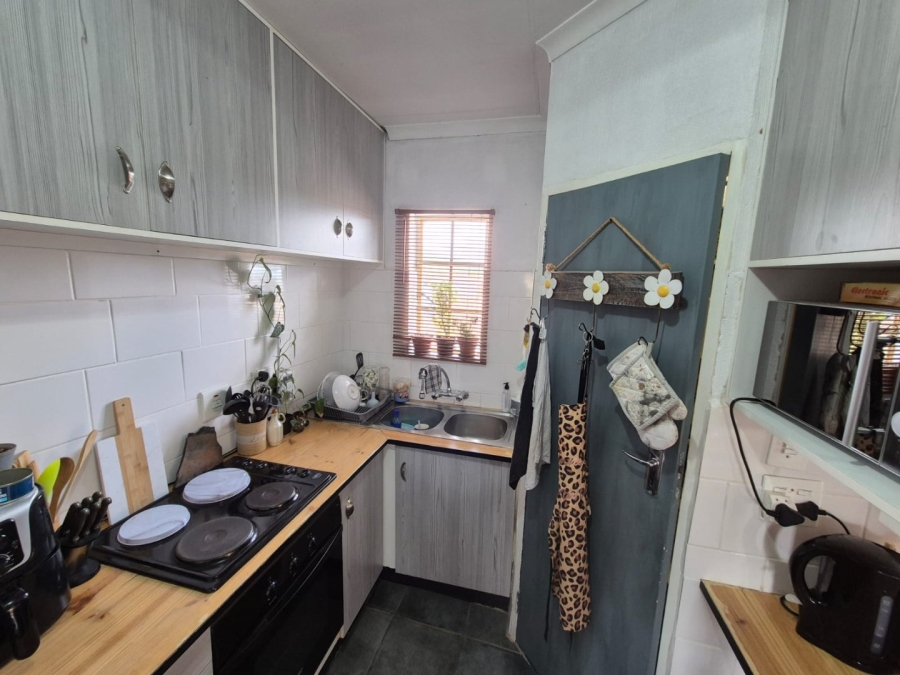 2 Bedroom Property for Sale in Annlin Gauteng