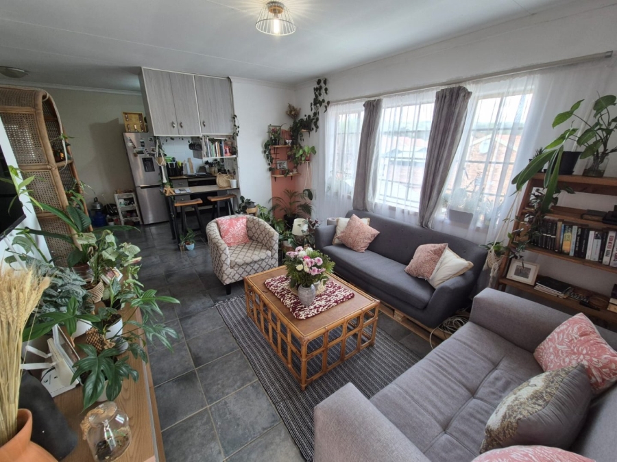 2 Bedroom Property for Sale in Annlin Gauteng