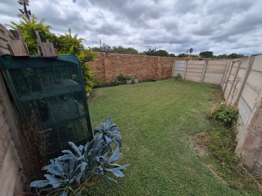 2 Bedroom Property for Sale in Annlin Gauteng