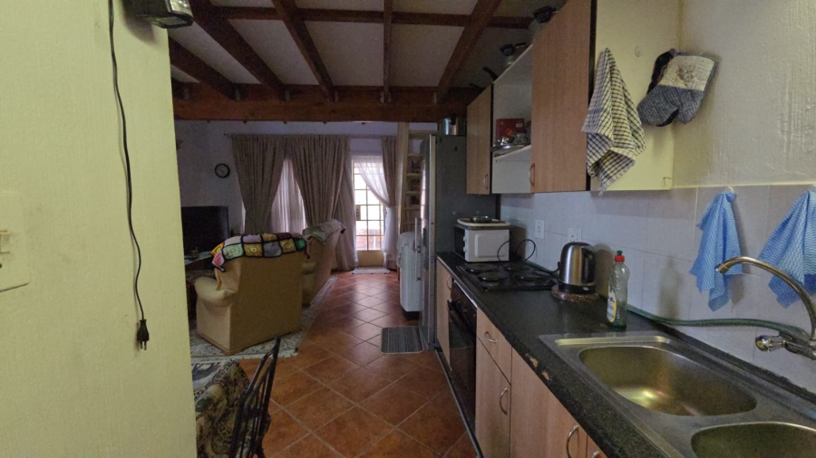 2 Bedroom Property for Sale in Annlin Gauteng