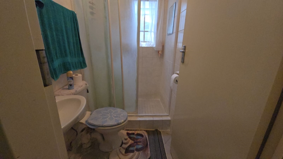 2 Bedroom Property for Sale in Annlin Gauteng