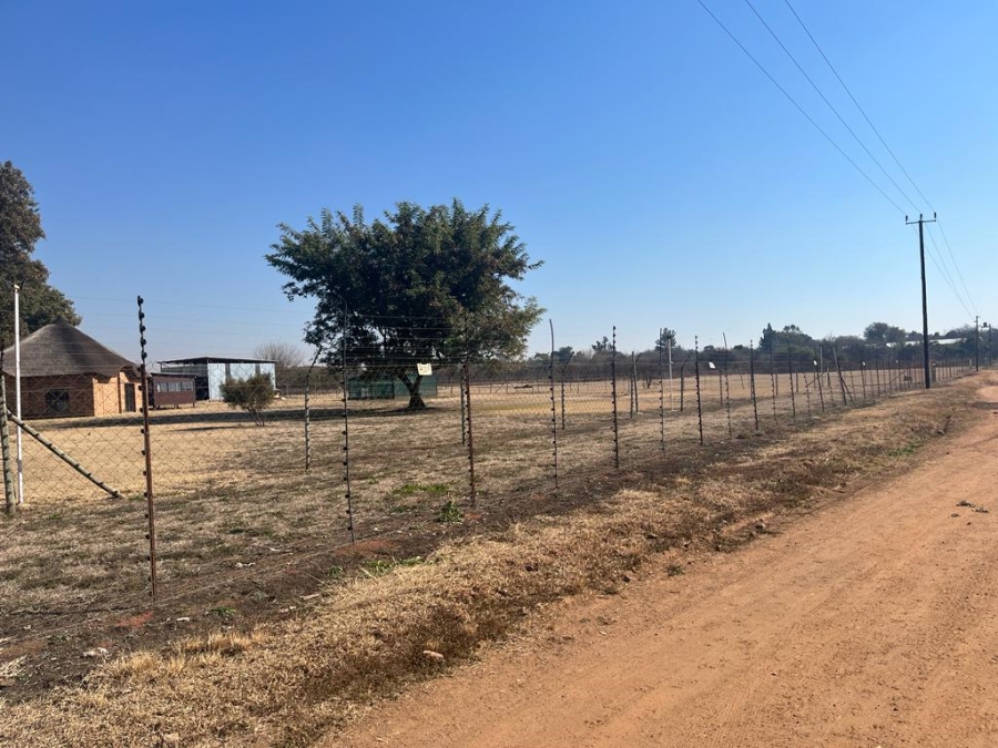  Bedroom Property for Sale in Onderstepoort Gauteng