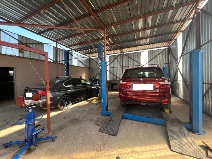  Bedroom Property for Sale in Onderstepoort Gauteng