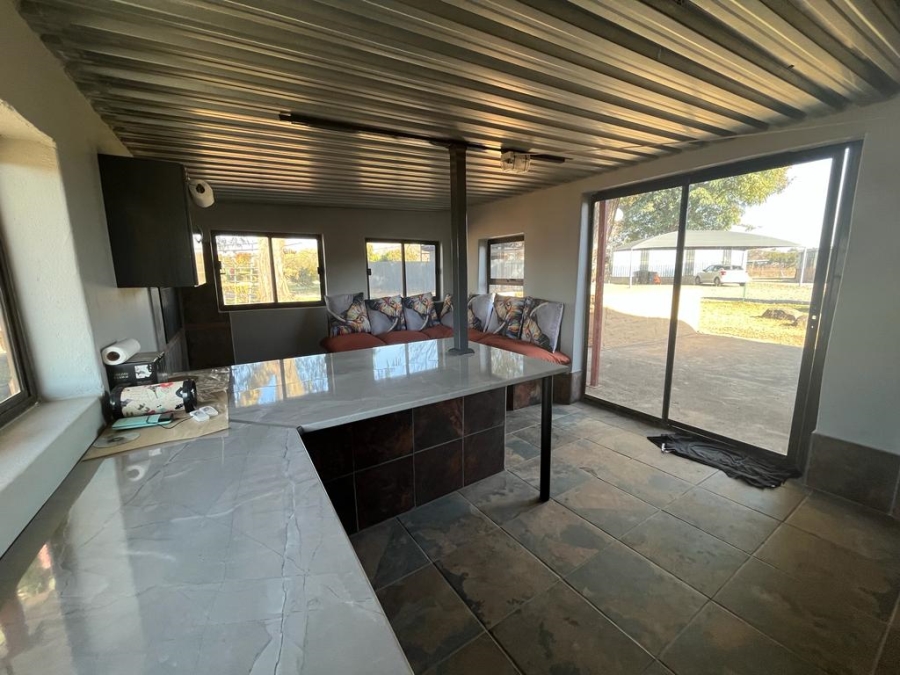  Bedroom Property for Sale in Onderstepoort Gauteng