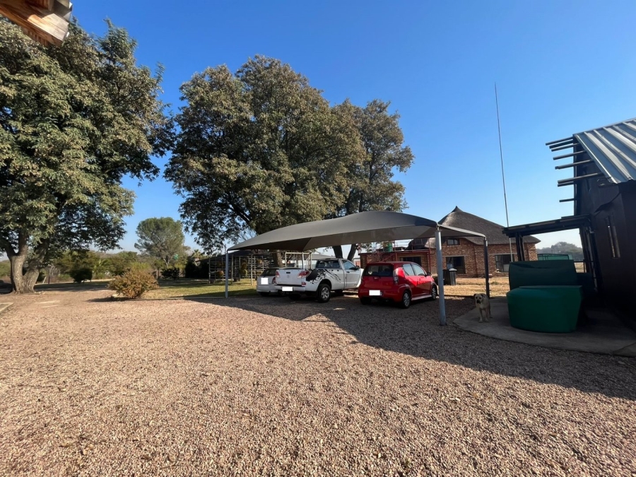  Bedroom Property for Sale in Onderstepoort Gauteng