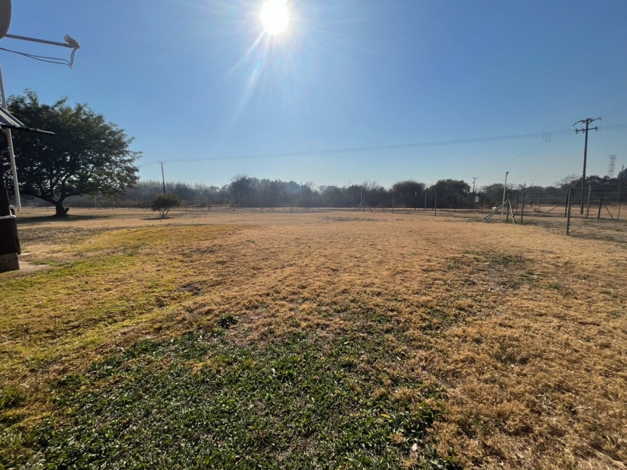  Bedroom Property for Sale in Onderstepoort Gauteng