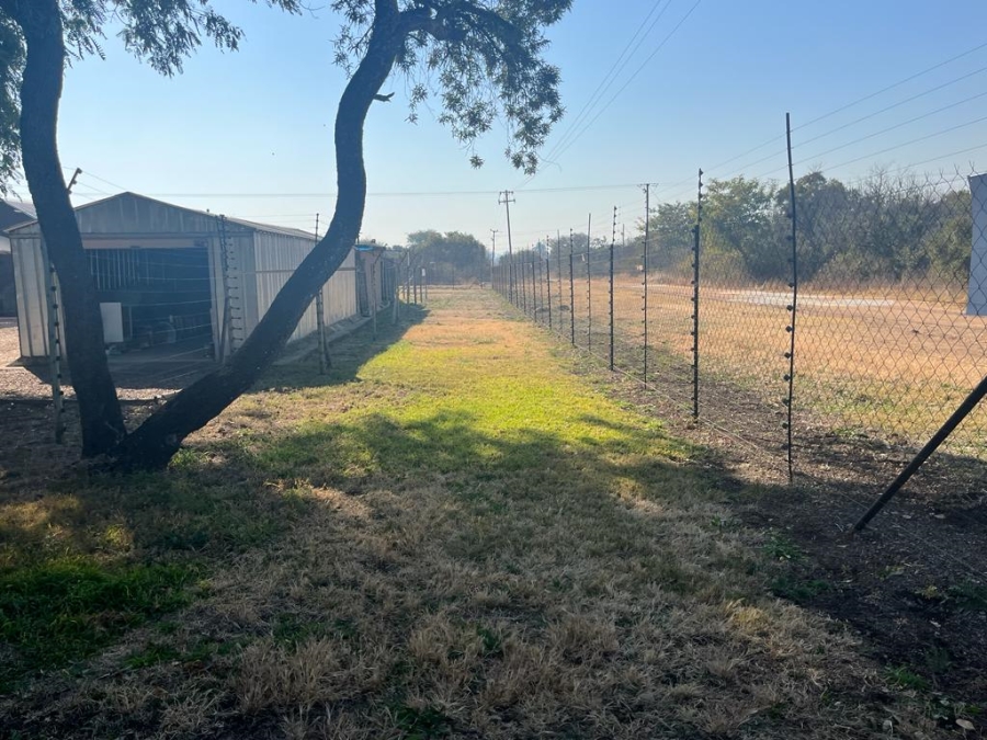  Bedroom Property for Sale in Onderstepoort Gauteng